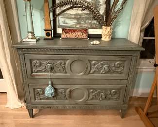 Drexel Chest of Drawers