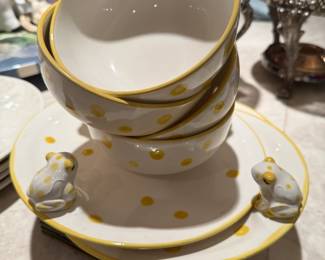 Frog Plates
