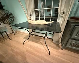 Metal table 