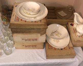 Vintage dinner set Duncan Hines