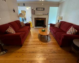 Two matching sofas by Flexsteel in great condition