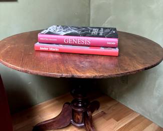 Round Pedestal Table