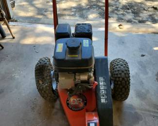 DR stump grinder, needs some work but excellent bones and priced accordingly, only 6 hours run time