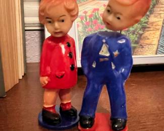 1950's Celluloid Plastic Magnetic Bobblehead Kissing Boy and Girl Dolls - Made in Hong Kong
