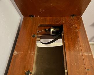 Sewing Machine Cabinet