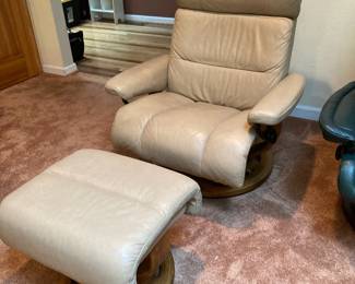 Ekornes Stressless Taupe Leather Lounge Chair & Ottoman