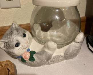TreasureCraft Gray Cat Holding Fish Bowl Cookie Jar