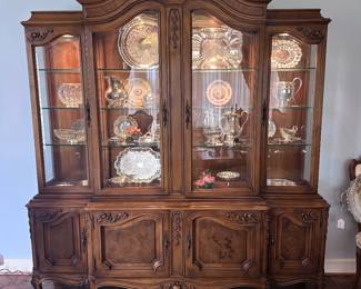 Dinning Room lit China/Display Cabinet