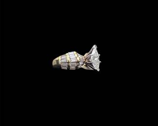 18K Gold 3.75TCW Diamond Ring