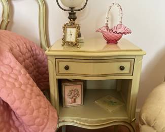 Gold Trim Painted Bedroom Set