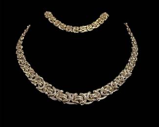 14k Gold Bracelet (top) 14K Gold Necklace (Bottom) Not matching but looks great together!