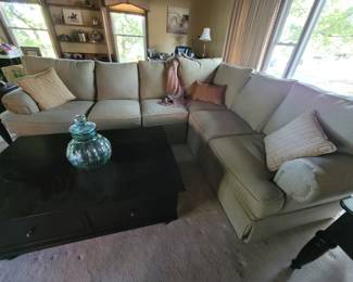  Bassett sectional sofa