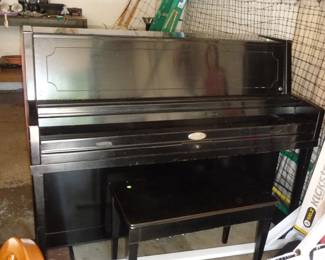 Worlitzer piano