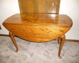 drop leaf side table 