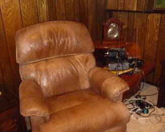 recliner = basement 