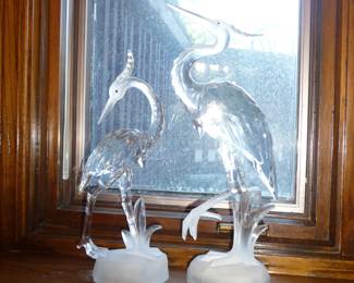 there are a lot of figures 