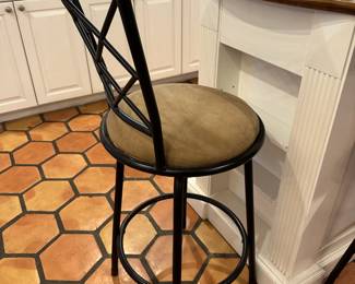 There are 3 bar stools