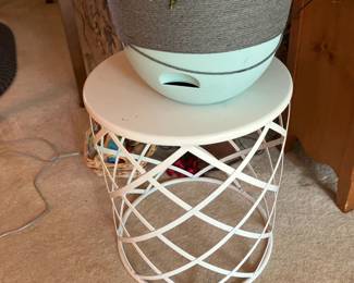 MCM stool/plant stand