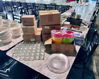 Salsa Bowls and Glassware 