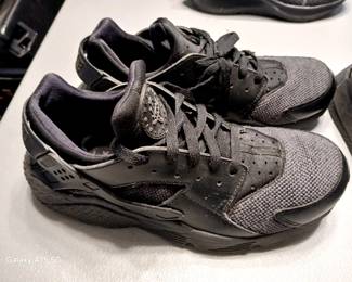 Nike Air Hurache new