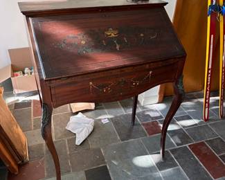 Slant Front Ladies Desk w/ Inlay