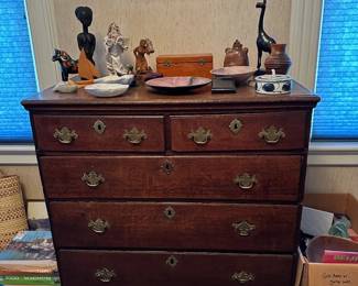 Chest of Drawers