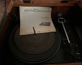 Vintage Stereo Cabinet w/ Realistic Turntable & Scott Stereomaster