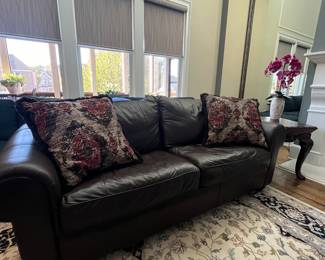 Leather sofa 
