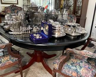 Dining table & chairs