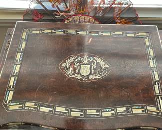 Lap desk w/MOP  inlay