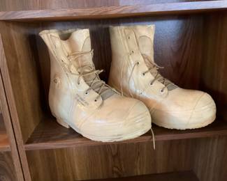 Military Boots size 11XW