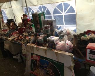 Christmas - Lots to rummage through 