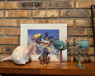 Shell, Glassware, Artwork