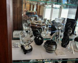 Various Lalique/Baccarat Pcs.