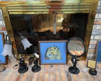 Black Sculptures w/Mirror, Lamp