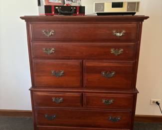 7-Drawer Pine Dresser, Bose