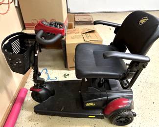 Golden mobility scooter Buzz Around LT
