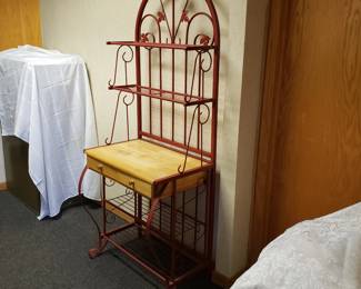 ***This item is located offsite.