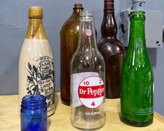 Old bottles, the 7UP bottled in Texarkana 