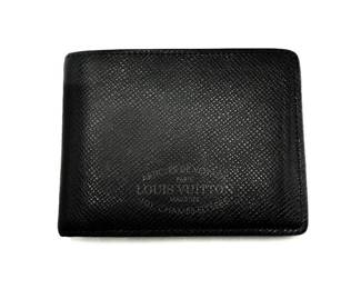 Louis Vuitton Black Taiga Portefeuille Multiple Bifold Wallet - Authentic