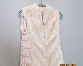 Furry soft vest. Size M