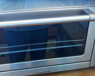 Cusinart Toaster oven.. Looks unused