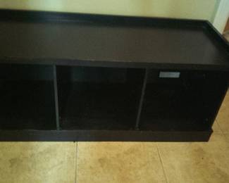 3  cube Mudroom storage bench