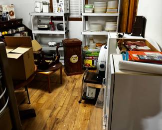 Kitchen items 