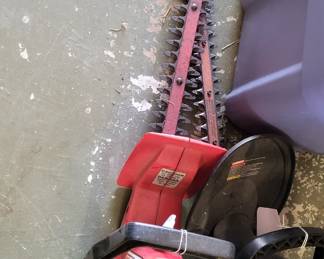 Hedge trimmer 