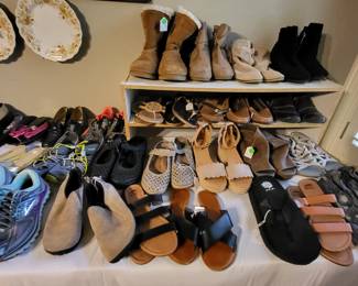 Ladies shoes sizes 8, 8.5