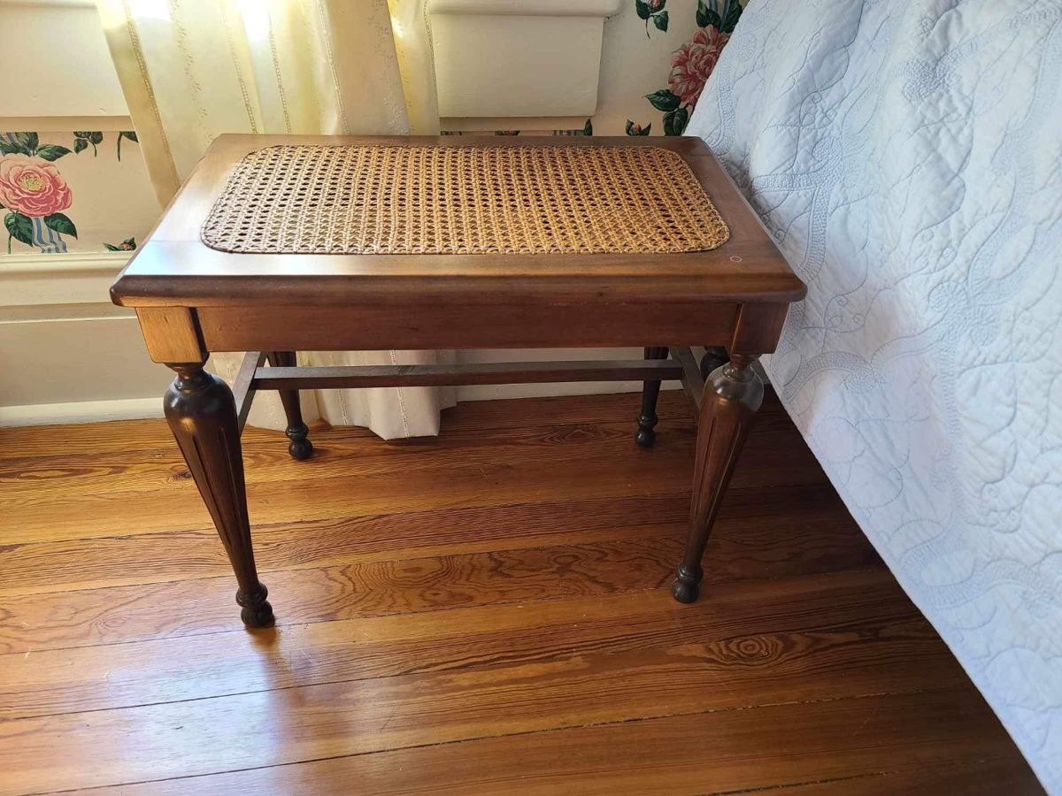 5060 Off Sale in La Grange, TX starts on 10/12/2024