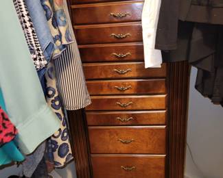 Jewelry armoire