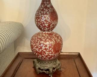 Chinese porcelain double gourd lamp