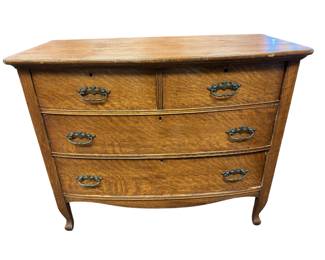 Oak Dresser 4 Drawers Keyholes Bedroom